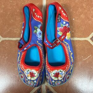 Hot chocolate designs flats